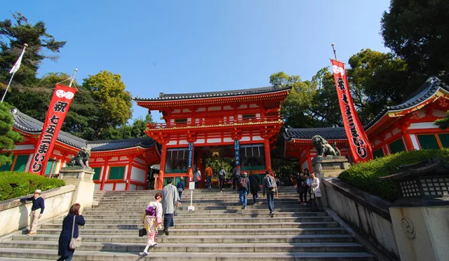 八坂神社完整導覽：神社歷史、參拜亮點、祇園祭、周邊景點與交通一次看