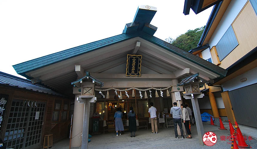 二見興玉神社本殿