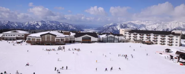 不只滑雪，夏天還能泛舟趣！福井「Hotel Harvest SKIJAM 勝山」感受滑雪山莊四季魅力