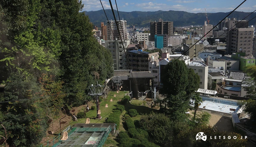 從高處一覽松山城下街道之景