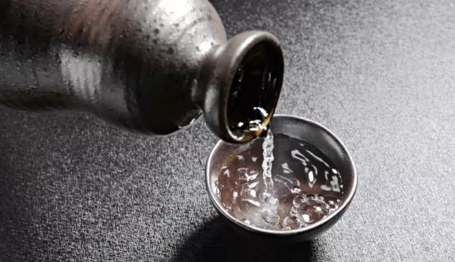 日本清酒完全指南：日本酒基礎知識、清酒推薦、品酒基本禮儀一次上手！