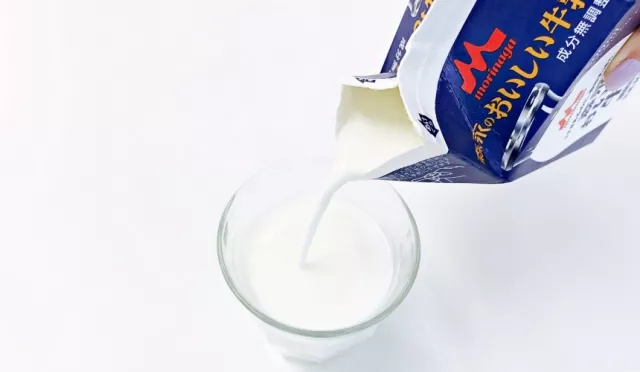 日本牛奶「明治」「森永」喝哪家？便利商店、超市人氣牛奶品牌試喝推薦