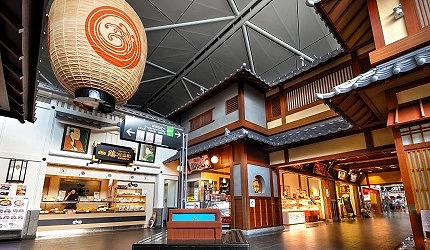 中部國際機場內的航廈4樓「提燈橫丁」區域