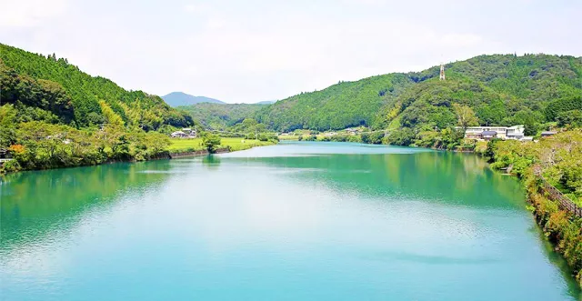 四萬十川最強推薦行程Day 1：沈下橋巡禮、入住網美推薦特色民宿 的縮圖