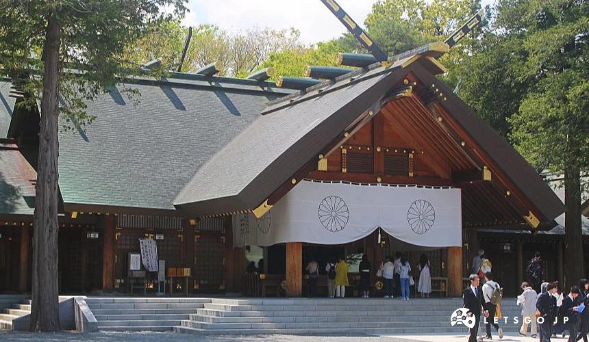 北海道神宮的木造本殿建築
