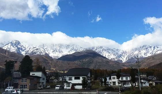 Evergreen國際滑雪學校整體