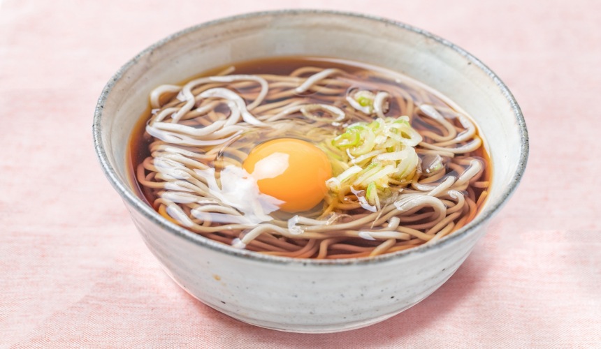 日本拉麵店菜單「月見」形象圖