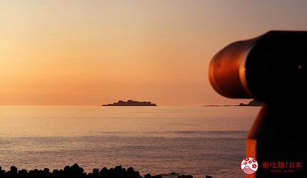 長崎軍艦島自由行自駕遊roadtrip公路旅行必去景點推薦推介必吃必食美食絕景打卡攻略能量地點夫婦岩設置的望遠鏡望向軍艦島