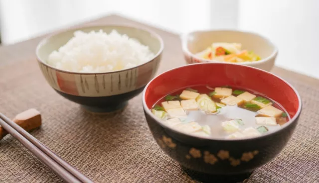 日本味噌種類推薦怎麼選、怎麼煮、哪裡買？選法、食譜、購物連結全整理！