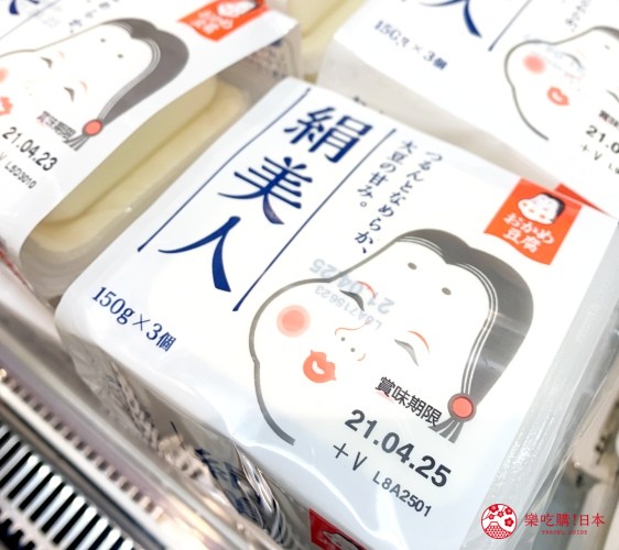 日本超市架上豆腐包裝標示賞味期限