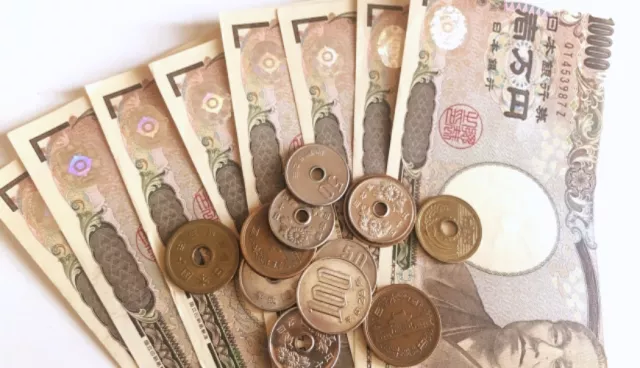 為什麼日幣5圓、50圓中間有洞？你不可不知的日本紙鈔、錢幣小知識 的縮圖