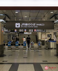大阪車站轉車梅田車站轉乘大阪交通教學梅田交通路線出口整理文章大阪車站轉乘前往阪神電車「大阪梅田站」圖