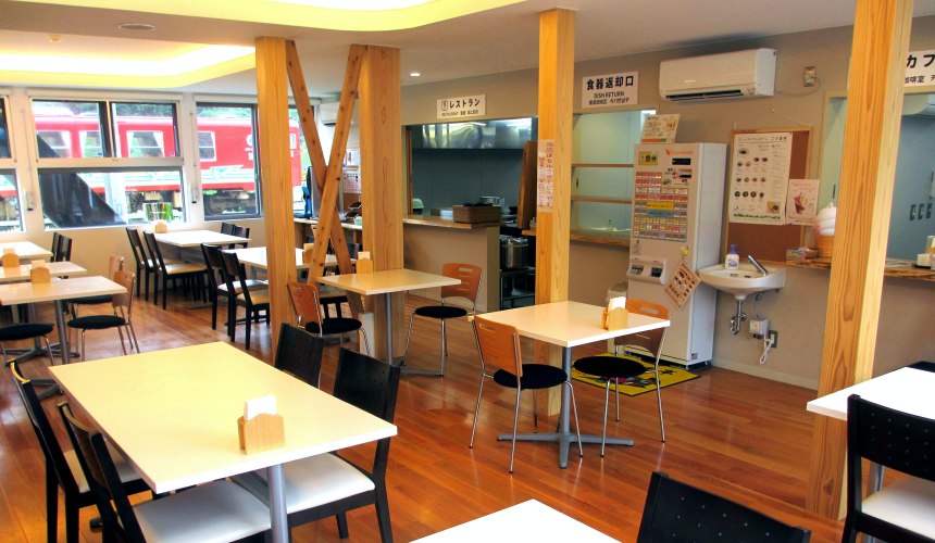 秋田內陸線景點推薦阿仁合站美食咖啡廳小熊亭