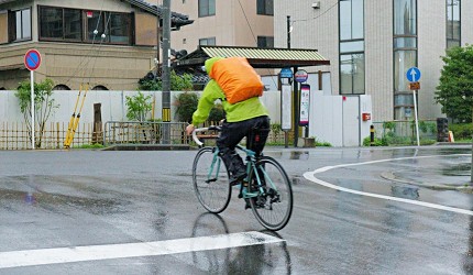 2022最新雨衣推薦防水外套推介gore tex登山騎機車The North Face迪卡儂columbia天德牌mont-bell達新牌uniqlo兩件式雨衣品牌專賣店防水外套怎麼洗清潔比較連身式雨衣商品圖
