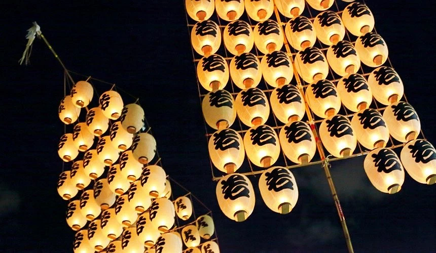 竿燈祭的燈飾