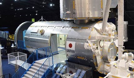 人工衛星實體模型展示