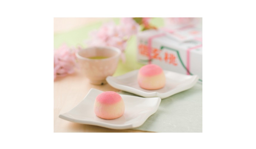 山梨縣桔梗屋人氣和菓子「信玄桃」,粉嫩桃子造型甜點,內餡為桃子果凍與白餡