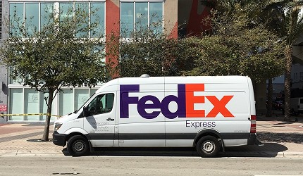 FedEx送貨車