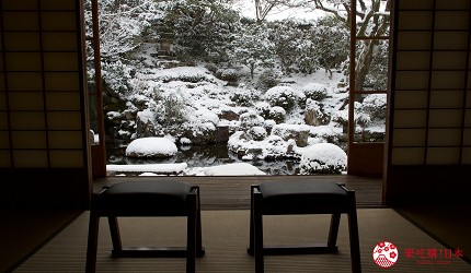 日本關西京都雪景景點推介推薦日本冬天景點冬季必去京都下雪點燈打卡金閣寺清水寺貴船神社寶泉院三千院實光院上賀茂神社東福寺嵐山妙滿寺雪之庭介紹文章實光院椅子圖