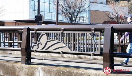 東京近郊川崎JR宿河原站附近哆啦A夢欄杆