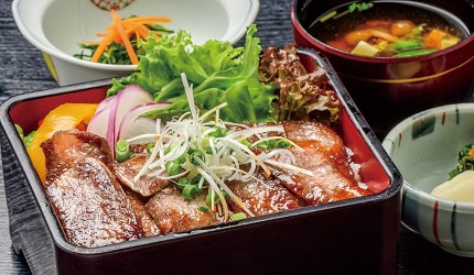 山形美食餐廳推薦山形車站美食推介天童必吃美食店家鶴岡美食必食藏王餐廳食評名店介紹米澤美食-壽喜燒米澤牛牛鍋「O-KI文章