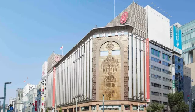 東京購物推薦「銀座三越」：美食、伴手禮、日本製工藝精品齊全，頂樓還有開運聖地！