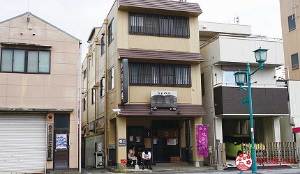 日本三重美食餐廳三重縣美食推薦伊勢美食必吃伊勢神宮美食推介伊勢市美食鳥羽美食日本伊勢龍蝦桑名拉麵介紹文章登里勝拉麵店外