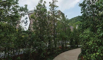 向日本釀造威士忌滿百年致敬！三得利山崎蒸餾所重新整修開放，快上官網預約導覽與試飲吧