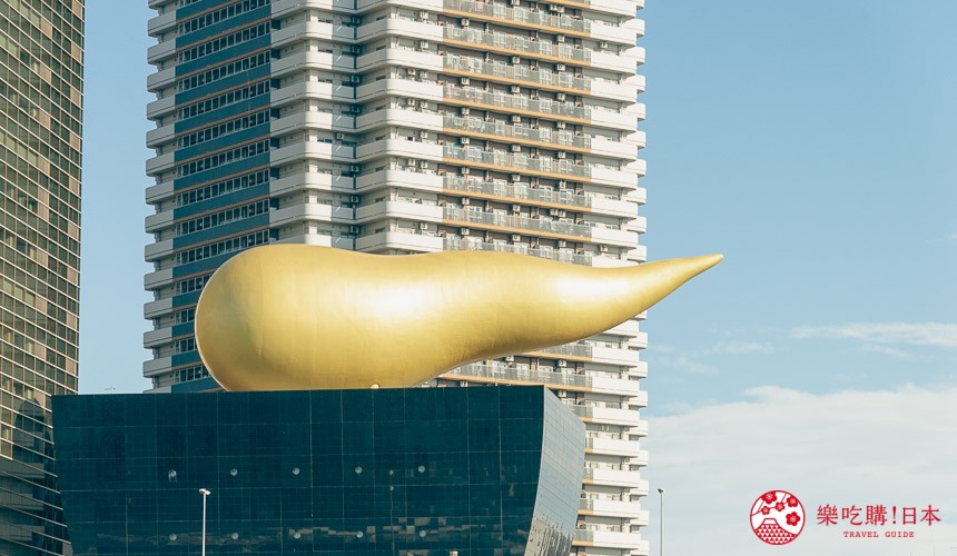 日本東京台東區淺草寺附近的吾妻橋的朝日啤酒大樓裝飾