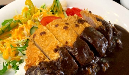 秋田美食推薦秋田必吃秋田美食推介秋田必食秋田美食餐廳介紹食評米棒鍋秋田餐廳秋田稻庭烏龍麵湯澤美食大館美食秋田白神美食十文字拉麵比内地雞鰰魚好吃好食餐廳清單文章【秋田白神美食-鰰魚八森漁火溫泉「HATAHATA館圖