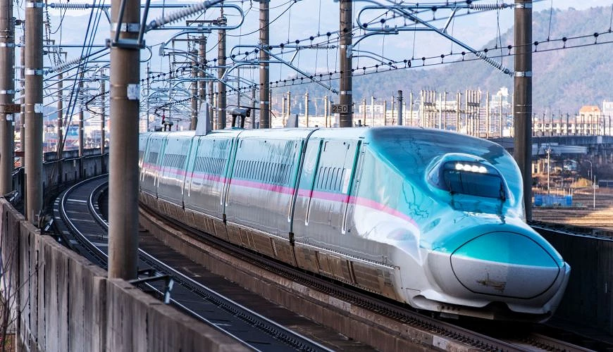 東北新幹線「隼號(Hayabusa)」列車