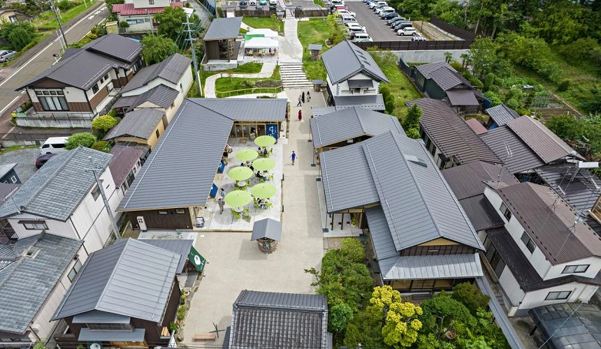 富谷宿房屋的灰色屋頂