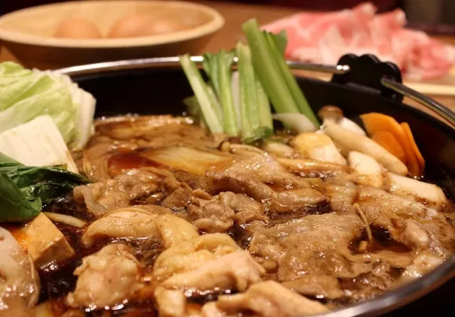 「但馬屋SOLARIA PLAZA店」和牛吃到飽一萬日圓有找【福岡壽喜燒推薦】