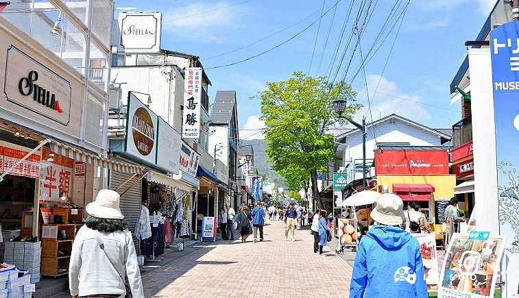 舊輕井澤銀座通的街道