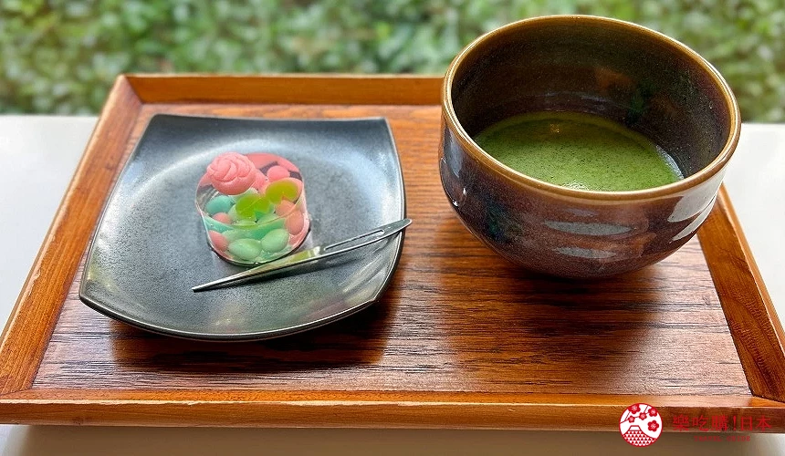 參考奧村土牛《水蓮》所製作的和菓子「涼爽」