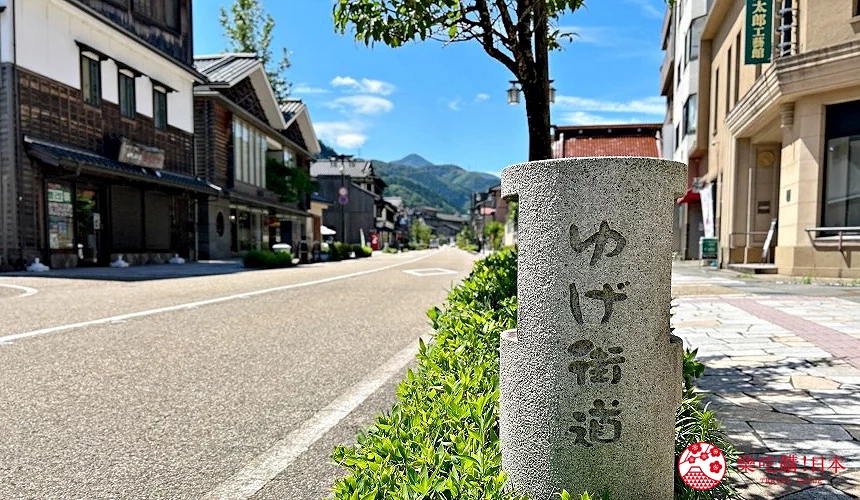 「熱氣街道」有許多咖啡廳與店家林立