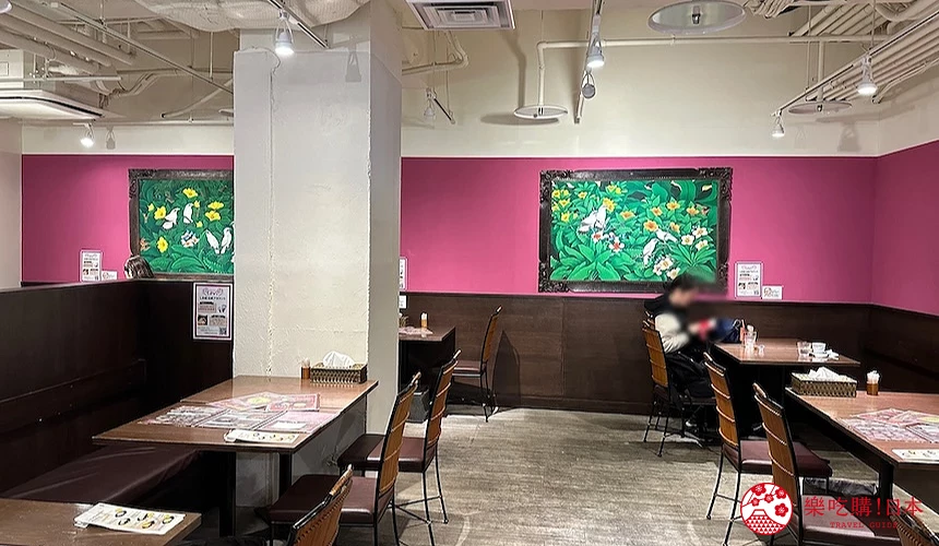 北海道湯咖哩推薦札幌湯咖哩SoupCurry LAVI店內以南國峇里島為靈感設計