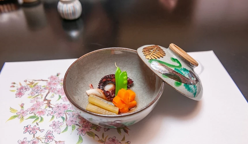 會席料理懷石料理禮儀吃法介紹流程順序前菜吸い物刺身燒物煮物揚げ物蒸し物酢の物白飯漬物汁物味噌湯水菓子之酢の物醋物