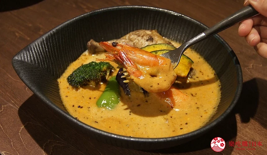 北海道湯咖哩推薦札幌湯咖哩SoupCurry LAVI彌子的果實雞肉咖哩料多實在