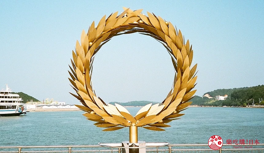 小豆島上的藝術作品「太陽的贈禮」