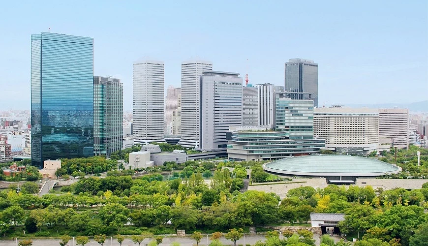 從天守閣眺望的大阪市區景觀,放眼望去都是高樓