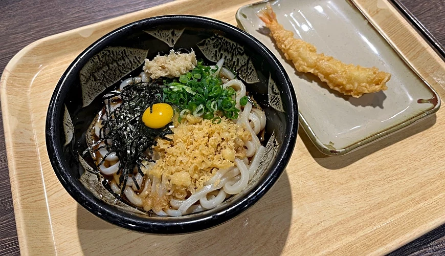 Bukkake烏龍麵搭配炸蝦天婦羅,好滿