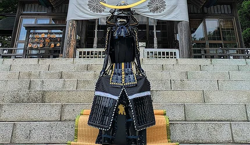展示在當別神社的盔甲