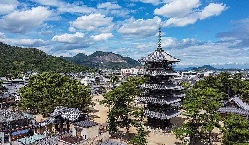 善通寺的「五重塔」是日本第三高的五重塔