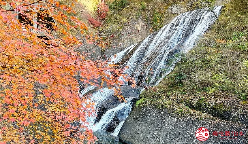 秋季的袋田瀑布美景