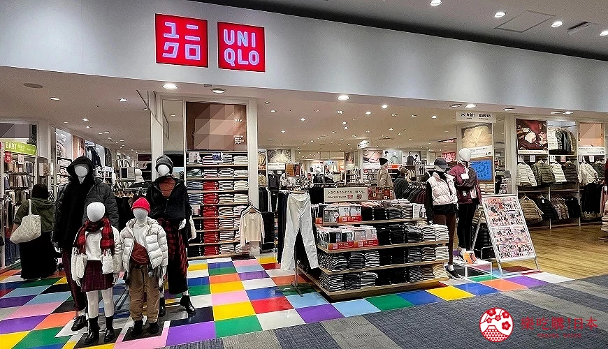 UNIQLO空間寬廣,商品豐富、服務好