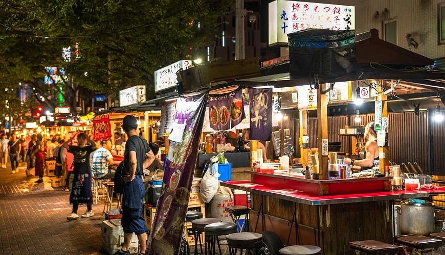 福岡的夜生活屋台街