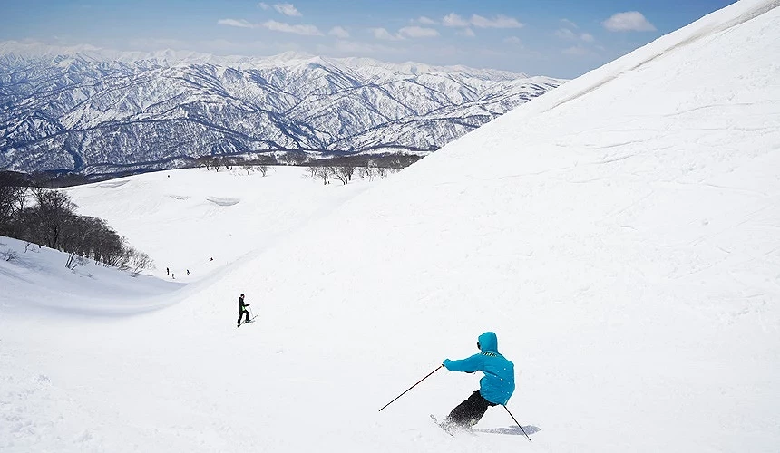月山滑雪場