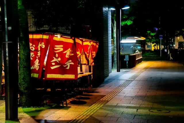 福岡三大屋台街必吃11選：法式烤蝸牛、元祖炒拉麵，再附吃法與攻略