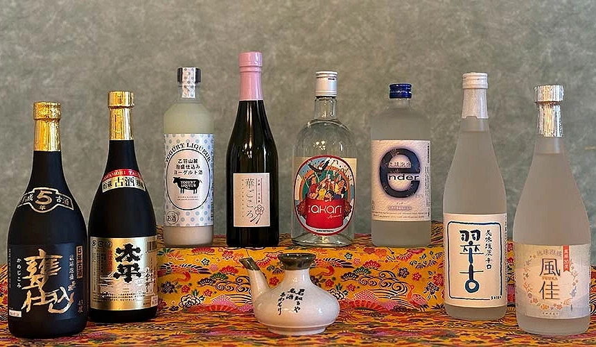 現在沖繩也有許多酒廠釀造屬於自己的泡盛銘酒